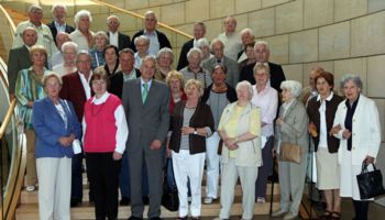 Die 50-köpfige Senioren Union aus Wermelskirchen besuchte ihren Landtagsabgeordneten Rainer Deppe als letzte Besuchergruppe in der laufenden 14. Wahlperiode im Landtag zu Düsseldorf.