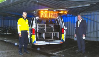 Rainer Deppe zu Besuch bei der Wache der Autobahnpolizei in Bensberg
