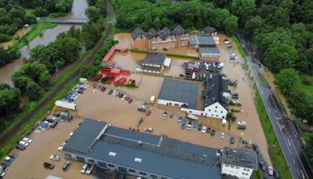 Luftaufnahme des Hochwassers in Overath Hammermühle - Quelle: Feuerwehr Overath