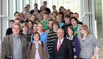 45 Schüler des Gymnasiums Wermelskirchen zu Gast im Landtag